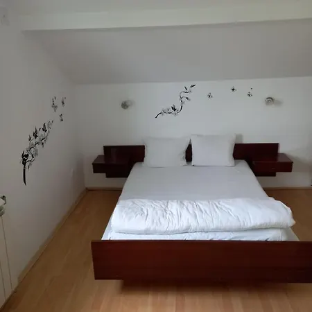 Nika Apartment