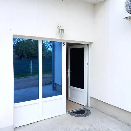 Apartment Nika Mladenovac